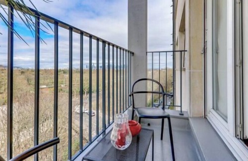 Villa Montmorency Apartment | Le Carrousel d'Auteuil - Sophisticated and Bright