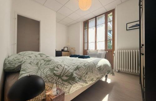 Saint-Jean-de-Maurienne Apartment | Le Cathedral Hyper Centre Parking Balcon