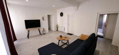 Villeneuve-sur-Yonne Apartment | Le Central