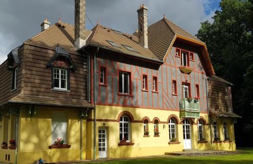 Mesnil-Martinsart Bed & Breakfast | Le château de Mesnil 1916