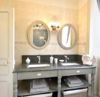 Talizat House | Le Château de Vernières