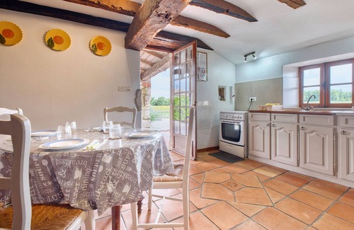 Razac-d'Eymet House | Le Chai – Family Cottage with Pool and Jacuzzi on 12 Hectares near Bergerac