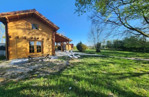 Beaujeu-Saint-Vallier-Pierrejux-et-Quitteur Ski Chalet | Le Chalet « au Fil de l’eau »