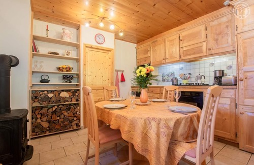 Queige House | LE CHALET DE LA VOURZE