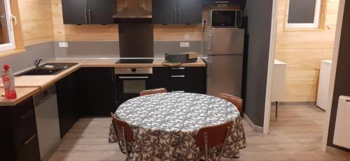 Chateau-l'Eveque Ski Chalet | Le chalet de Nico