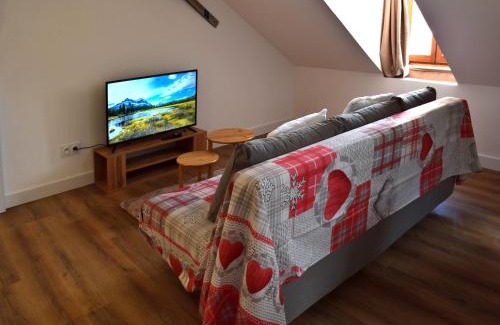 Montlucon Apartment | Le Chalet - Home Homy