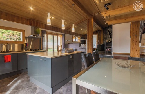 Flumet House | LE CHALET J - FLUMET