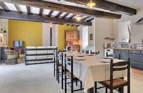 Poce-les-Bois House | Le Champ Rosé - POCE LES BOIS