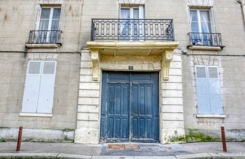 Notre-Dame Apartment | Le Chat Botté - Versailles