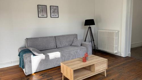 Autun Apartment | Le chat perché