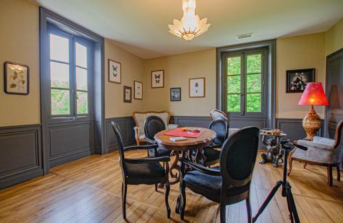 Crespy-le-Neuf Bed & Breakfast | Le chateau de crespy