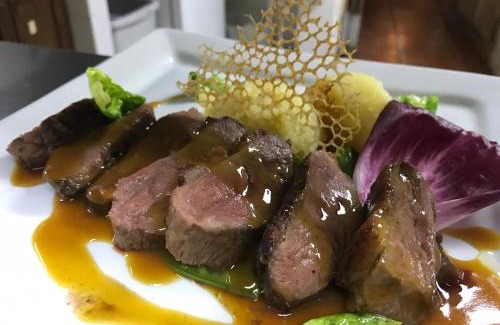 Saint-Leger-en-Yvelines Hotel | Le Chene Pendragon