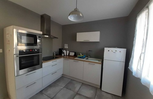 Grillon House | Le Chesnaie * with PRIVATE and HEATED swimming pool