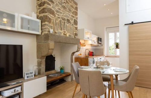 Saint-Servan Apartment | Le Clemenceau by Interhome