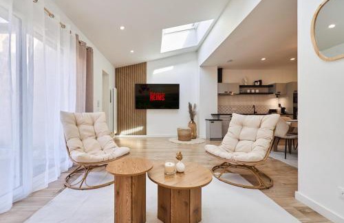 Reims Villa | Le Cliquot - Maison - Spa - Jardin - Parking Gratuit