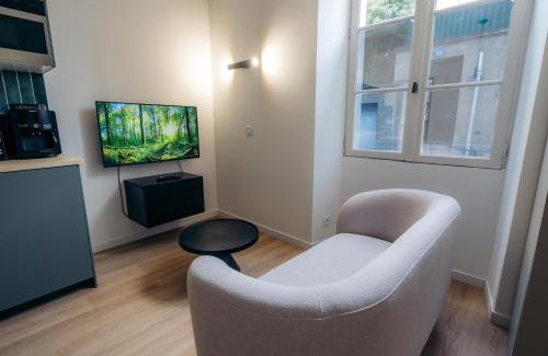 Fontainebleau Apartment | Le clocher du château