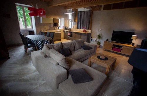 Brison-Saint-Innocent House | LE CLOS DES PLATANES-COTE LAC