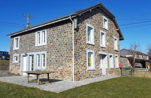 Nisramont House | Le Clos de Rosa