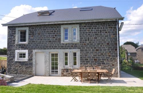 Nisramont House | Le Clos de Rosa