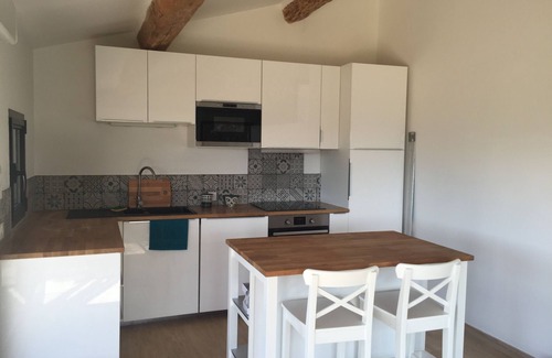 Moustiers-Sainte-Marie House | Le Clos Finon: A shed in Moustiers Sainte Marie