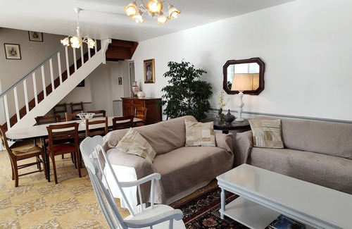 La Croix-en-Brie House | Le Clos Marie Véronique, gîte 11 pers near Provins