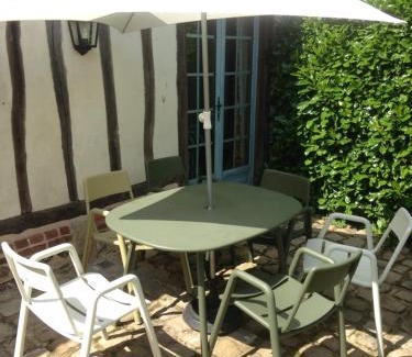 Montreuil-en-Caux House | Le Clos-Masure de Béatrice