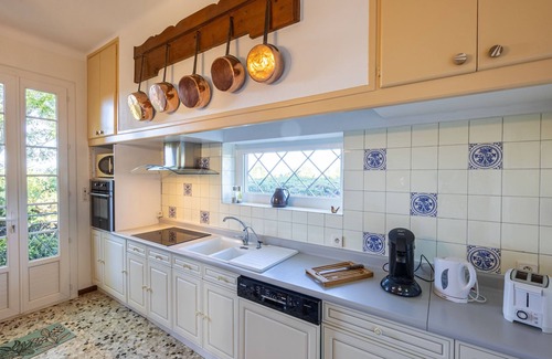 Beziers House | Le Clos Saint Emilie (Tennis & piscine) by Interhome