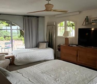Les Maillans House | Le clos sainte marie