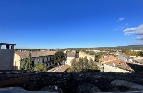 L'Isle-sur-la-Sorgue Apartment | Le Clos Violette D'Aglaé