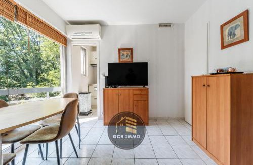 Meylan Apartment | Le Cocon - 4 personnes et Parking Privé Gratuit