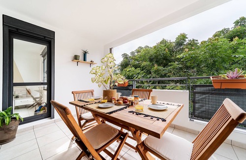 Saint-Paul Apartment | Le Cocon de L'étang