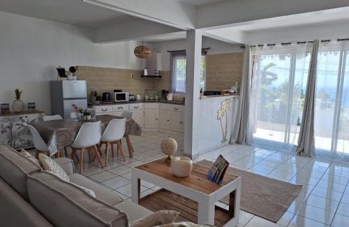 Petite-ÃŽle Apartment | Le Cocon de Madana