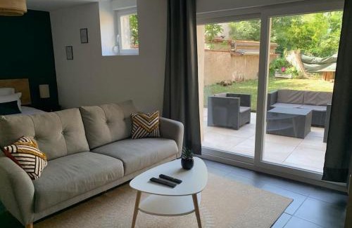 Poincare - Foch - Anatole France - Croix de Bourgogne Apartment | Le Cocon - grande terrasse - calme - proche gare