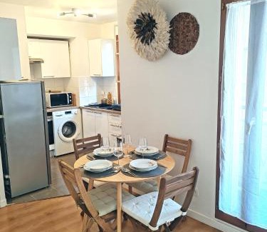 Saint-Denis Apartment | Le Cocon Stade de France - Aux Portes de Paris - Parking Inclus