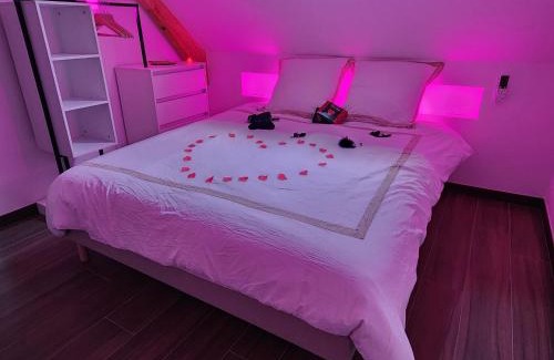 Challes Apartment | Le coq'oon de Challes- love room