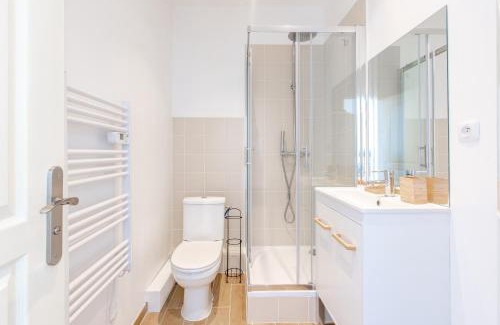 4th Arrondissement Apartment | Le Cosy Blancarde -Appart 1 chambre 4 pers- Metro Clim Parking