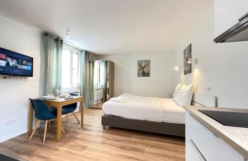 Corbeil-Essonnes Apartment | Le Cosy Corbeil Studio RER D 700 m Parking