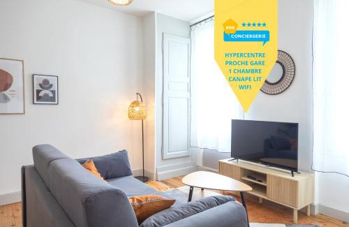 Agen Apartment | Le Cosy magnifique T2 neuf Centre ville Gare 800 m