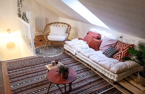 Hincmar Apartment | Le cosy marnais, centre ville, vue cathédrale