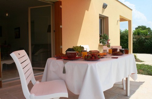 Sarlat-la-Caneda Apartment | Le Couchant-2p-terrasse-parking