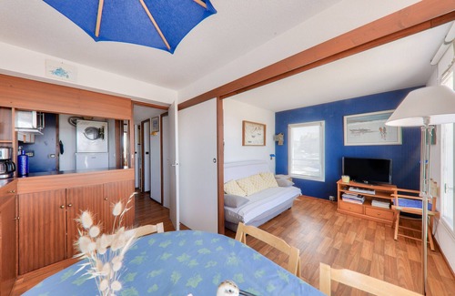 Arzon Apartment | Le Crouesty, flat for 5 on the harbour with view