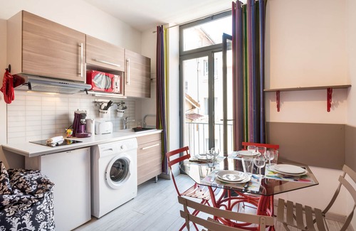 Saint Michel - Mairie Apartment | "LE DIAMANT" -Central, with Balcony