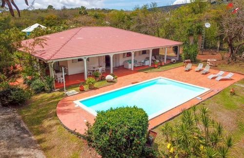 Le Diamant Villa | Le Diamant: House with garden