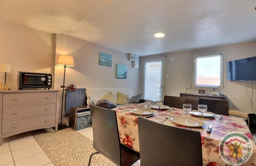 Saint-Pere House | Le Doris - Saint-pere-marc-en-poulet