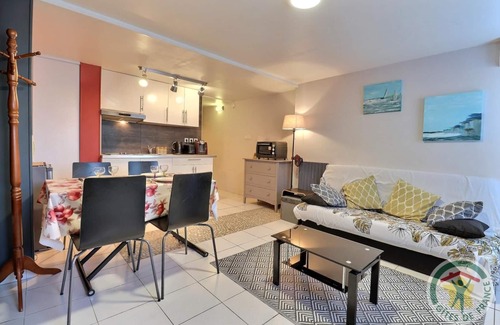 Saint-Pere House | Le Doris - Saint-pere-marc-en-poulet