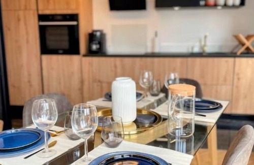 Quai de la Fosse Apartment | Le Dobrée - Centre - Charm & Comfort - 4p - 55m2