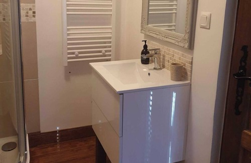 Saint-Quentin-sur-Sauxillanges Apartment | LE Domaine DU Bien Etre