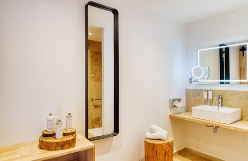 Auch Hotel | Le Domaine de Baulieu, Singuliers Hotels