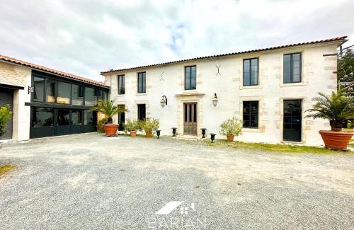 Nuaille d'Aunis Villa | Le Domaine de Stian