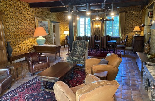 Baugy House | Le Domaine du Martray - Typical southern Burgundy family home